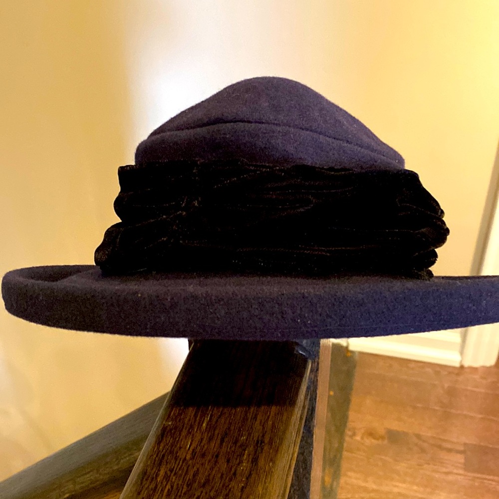 Navy wool hat
